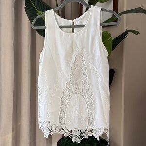 White Lace Appliqué Sleeveless Top
